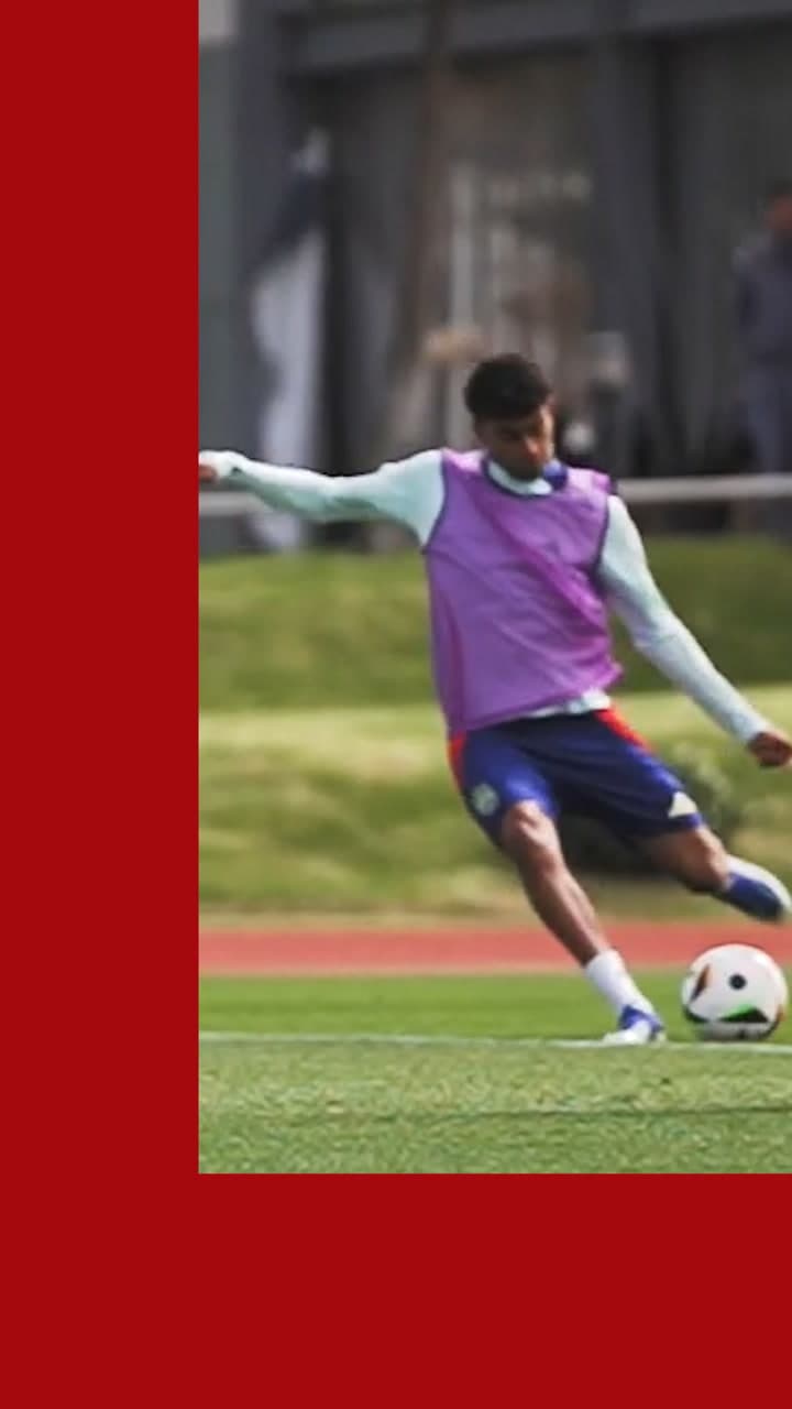 Golazos de Lamine Yamal en el entrenamiento antes del España-Brasil |  OneFootball